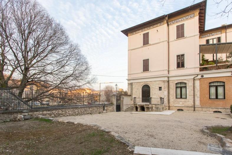 Villino Mari Camere Con Parcheggio Privato Gratuito Ascoli Piceno Luaran gambar