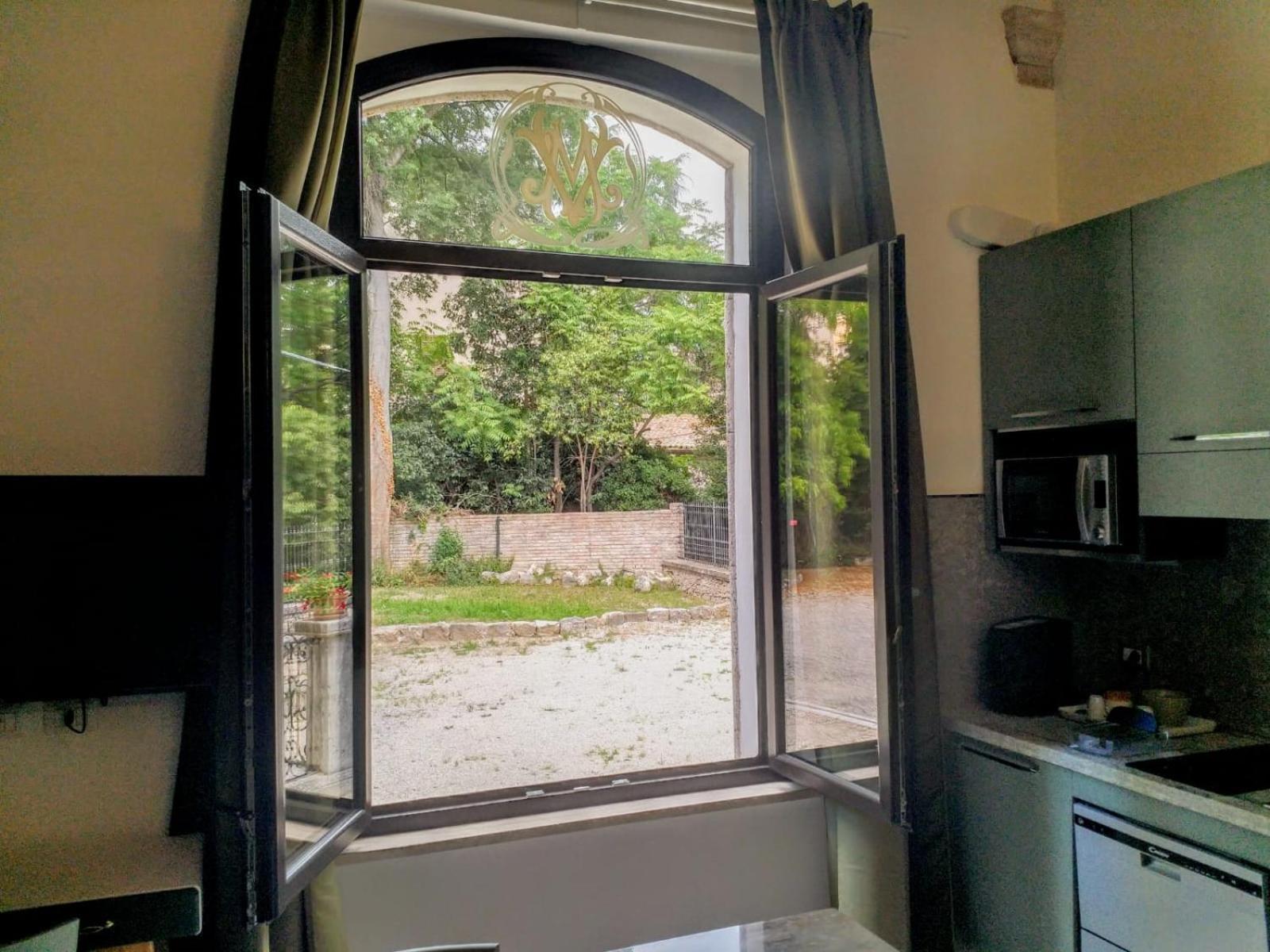 Villino Mari Camere Con Parcheggio Privato Gratuito Ascoli Piceno Bilik gambar